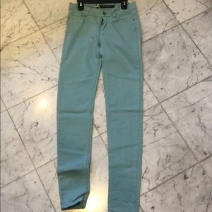 light blue denim de ville jeans